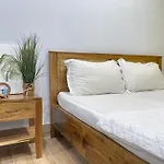 Vania House